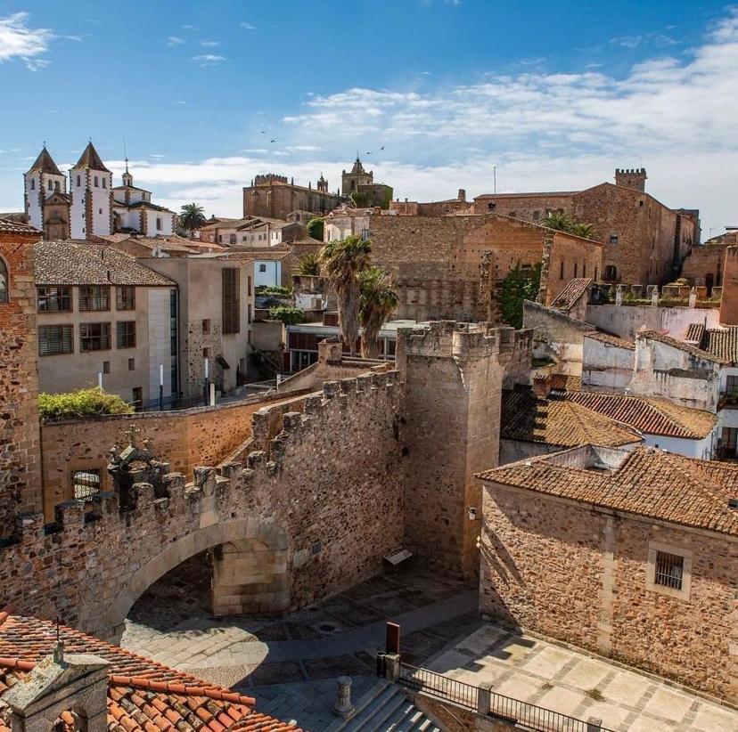 Апартаменти Caceres De Cine Екстер'єр фото